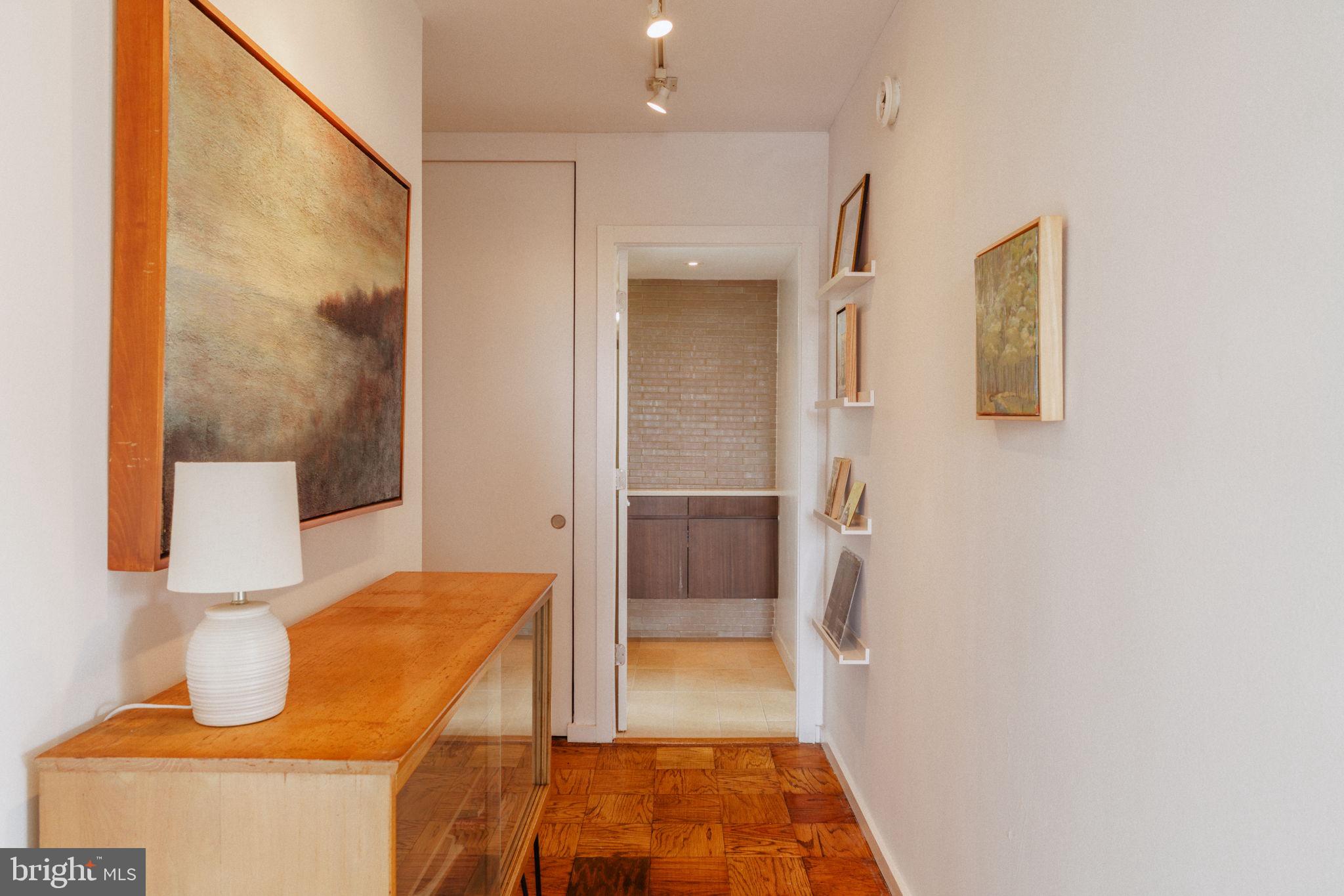 220 Locust Street, Unit 2GS Philadelphia, PA 19106 - Photo 20 of 42 a bathroom with a tub and shower