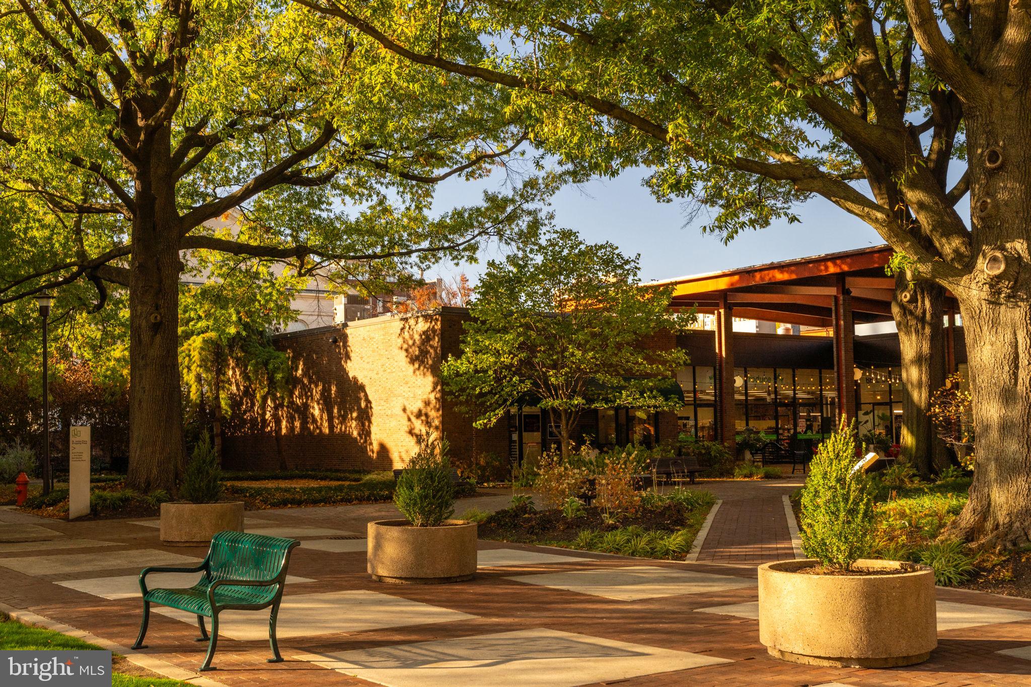 220 Locust Street, Unit 2GS Philadelphia, PA 19106 - Photo 37 of 42 a view of a fountain in a yard