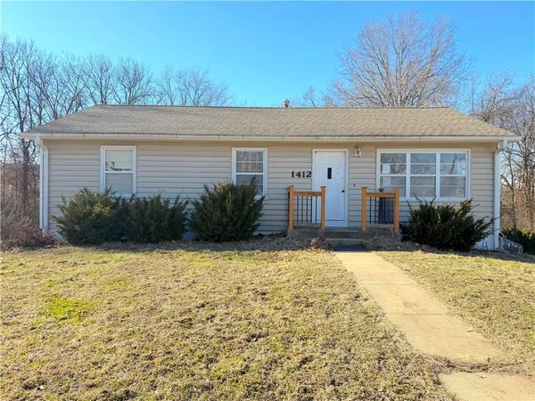 $199,900 | 1412 Ridgeway Drive, Richmond, MO 64085