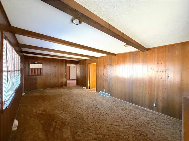 $214,900 | 1412 Ridgeway Drive, Richmond, MO 64085