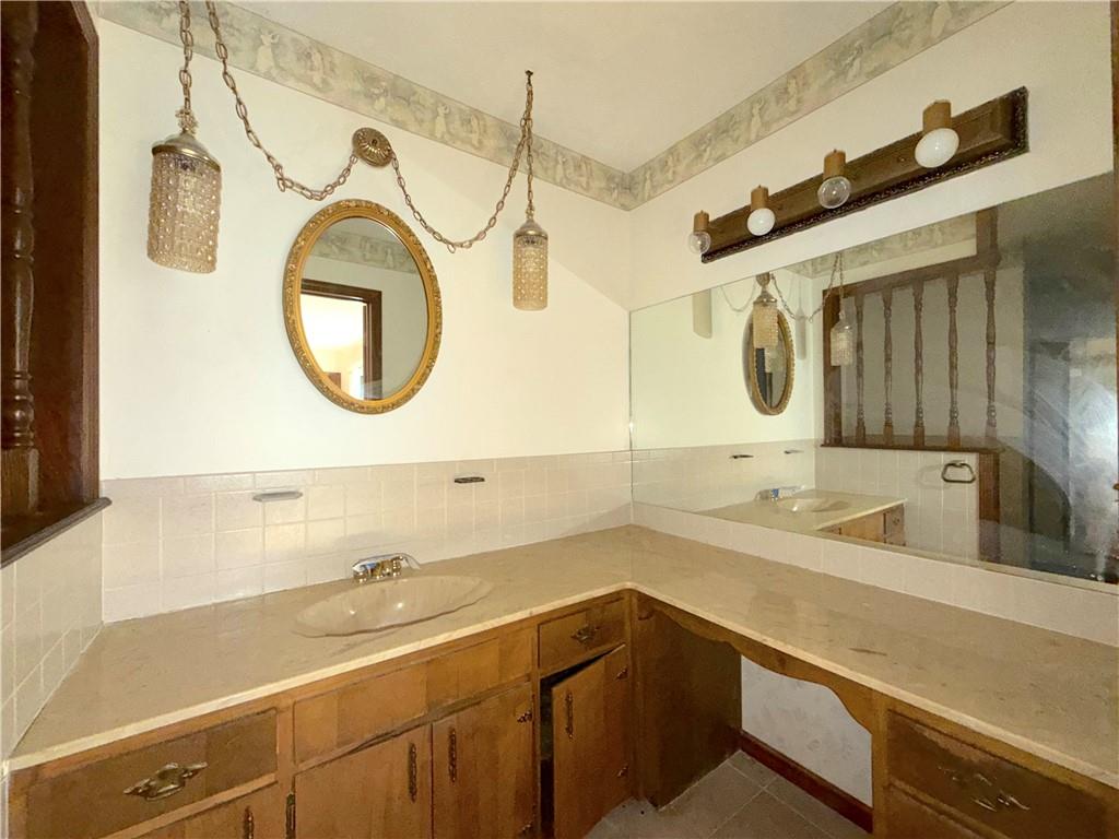 1412 Ridgeway Drive Richmond, MO 64085 - Photo 9 of 30