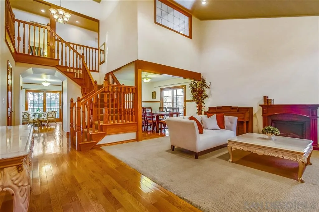 320 Rock Ridge Place Escondido, CA 92027 - Photo 3 of 24 Gallery Image 3