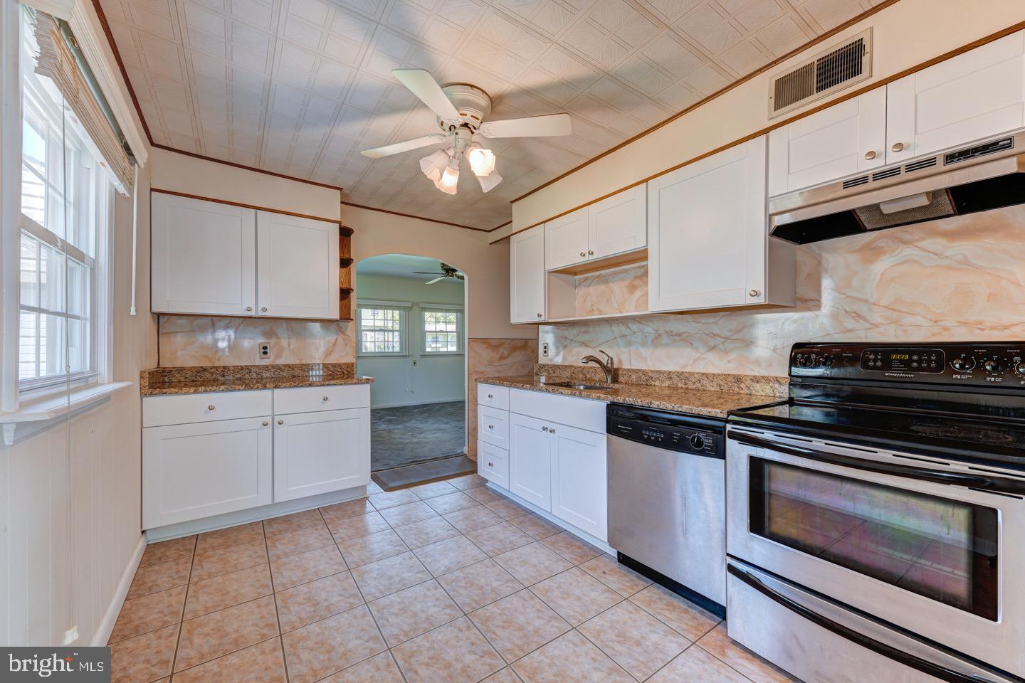 205 Andover Road Fairless Hills, PA 19030 - Photo 14 of 32 Gallery Image 14