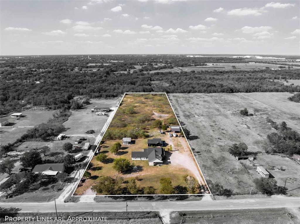 979 Old Mexia Road Waco, TX 76705 - Photo 36 of 40 a view of a terrace