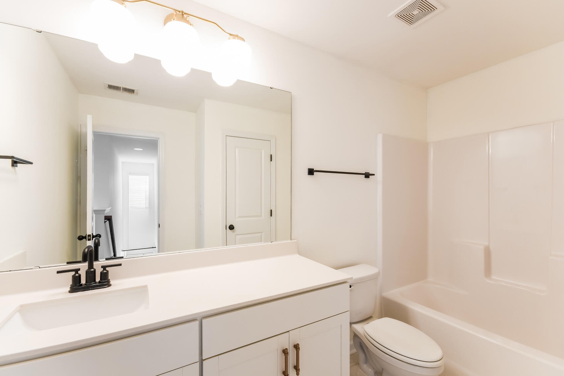 704 Sportsman Road Moncks Corner, SC 29461 - Photo 9 of 20