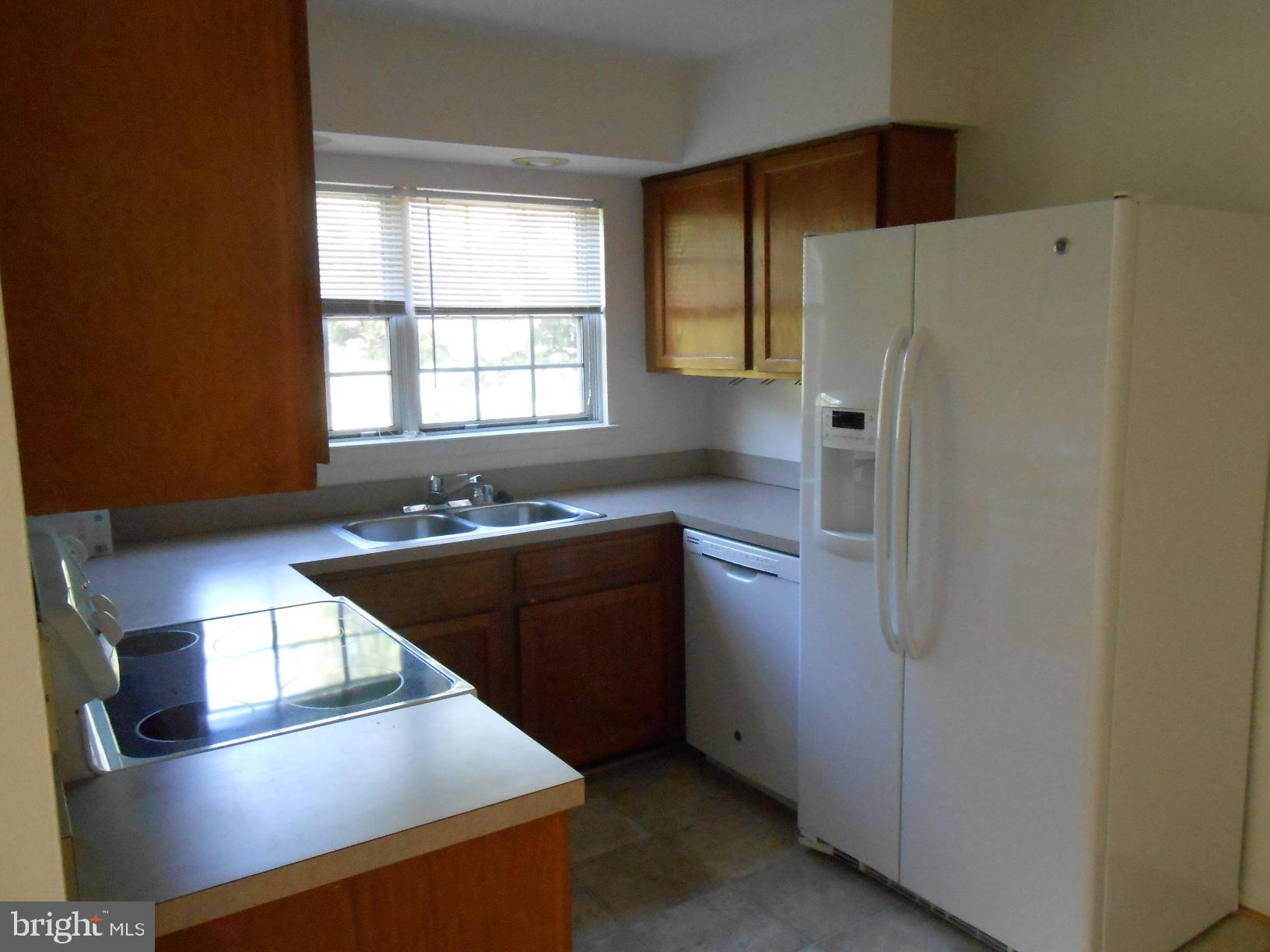 7751 Inversham Drive, Unit 220 Falls Church, VA 22042 - Photo 2 of 4
