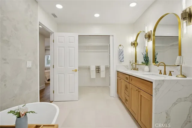 $2,197,000 | 16542 Los Verdes Lane, Huntington Beach, CA 92649