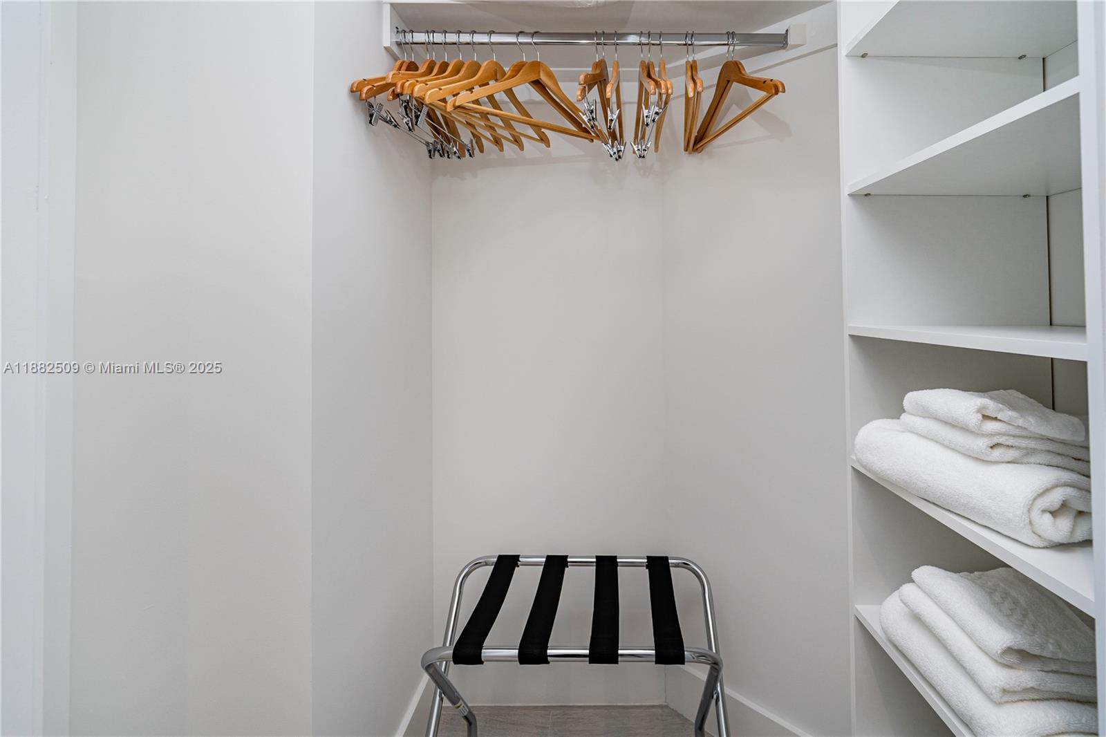 4010 South Ocean Drive, Unit R2709 Hollywood, FL 33019 - Photo 15 of 30