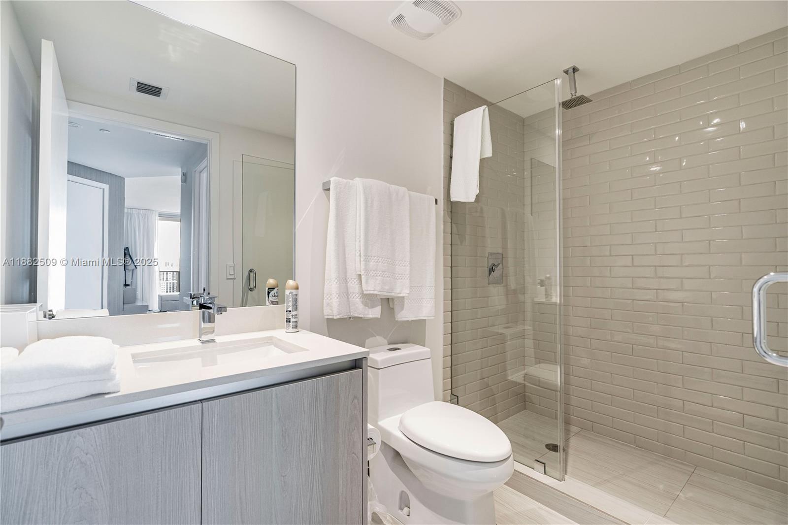 4010 South Ocean Drive, Unit R2709 Hollywood, FL 33019 - Photo 16 of 30