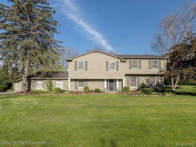 32725 Wing Lake Road Franklin, MI 48025 - Photo 1 of 48 32725_wing_lake_ext_001.jpg