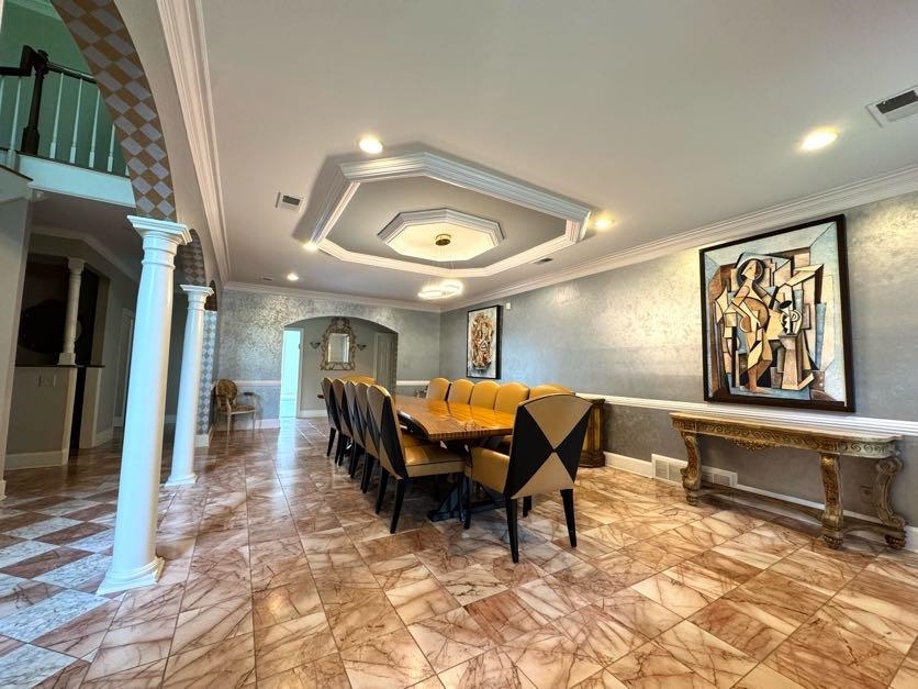 415 South Yates Road Memphis, TN 38120 - Photo 8 of 30 a view of a dining room with furniture