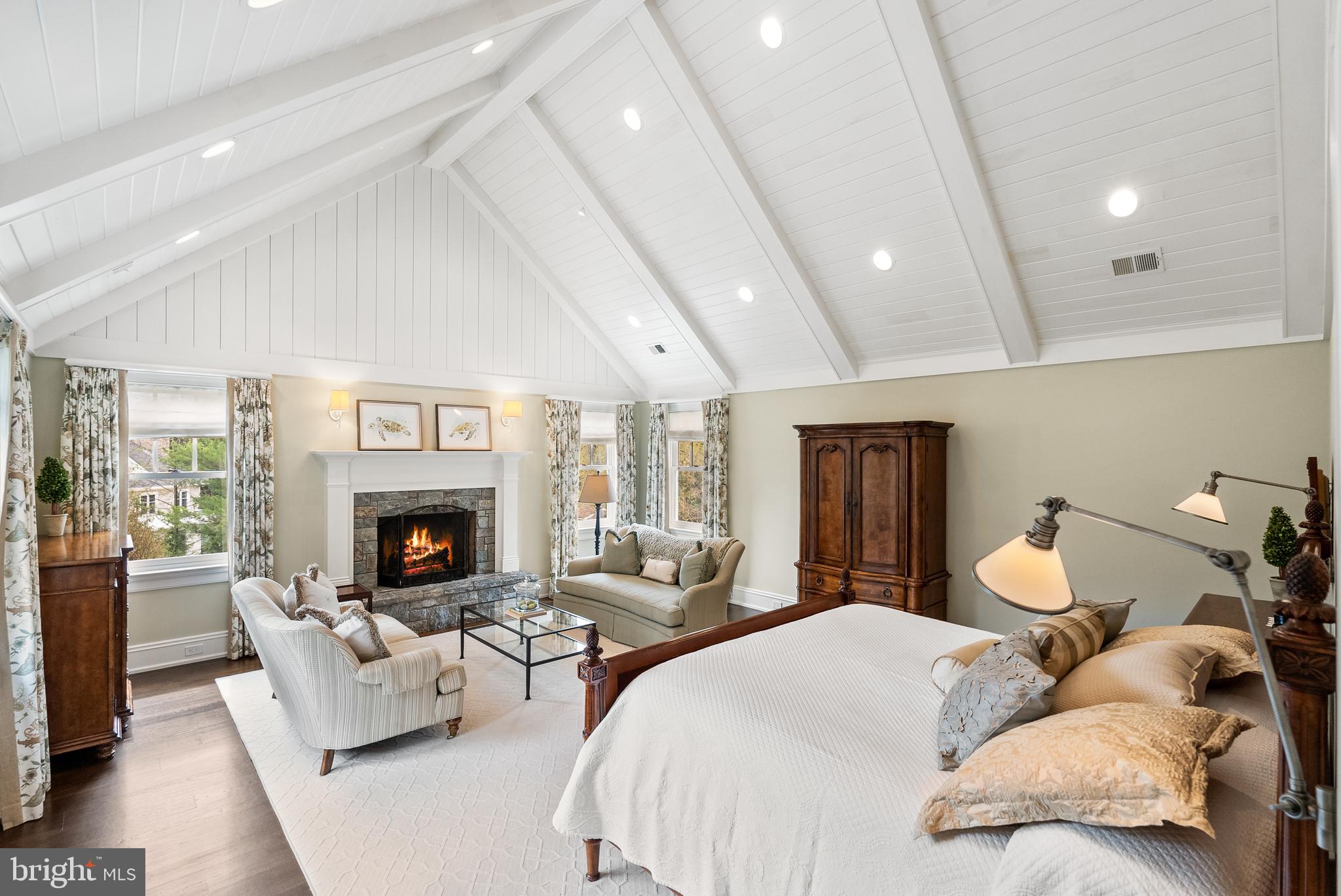 6529 Sothoron Road McLean, VA 22101 - Photo 38 of 103 Dramatic vaulted ceilings in the primary suite