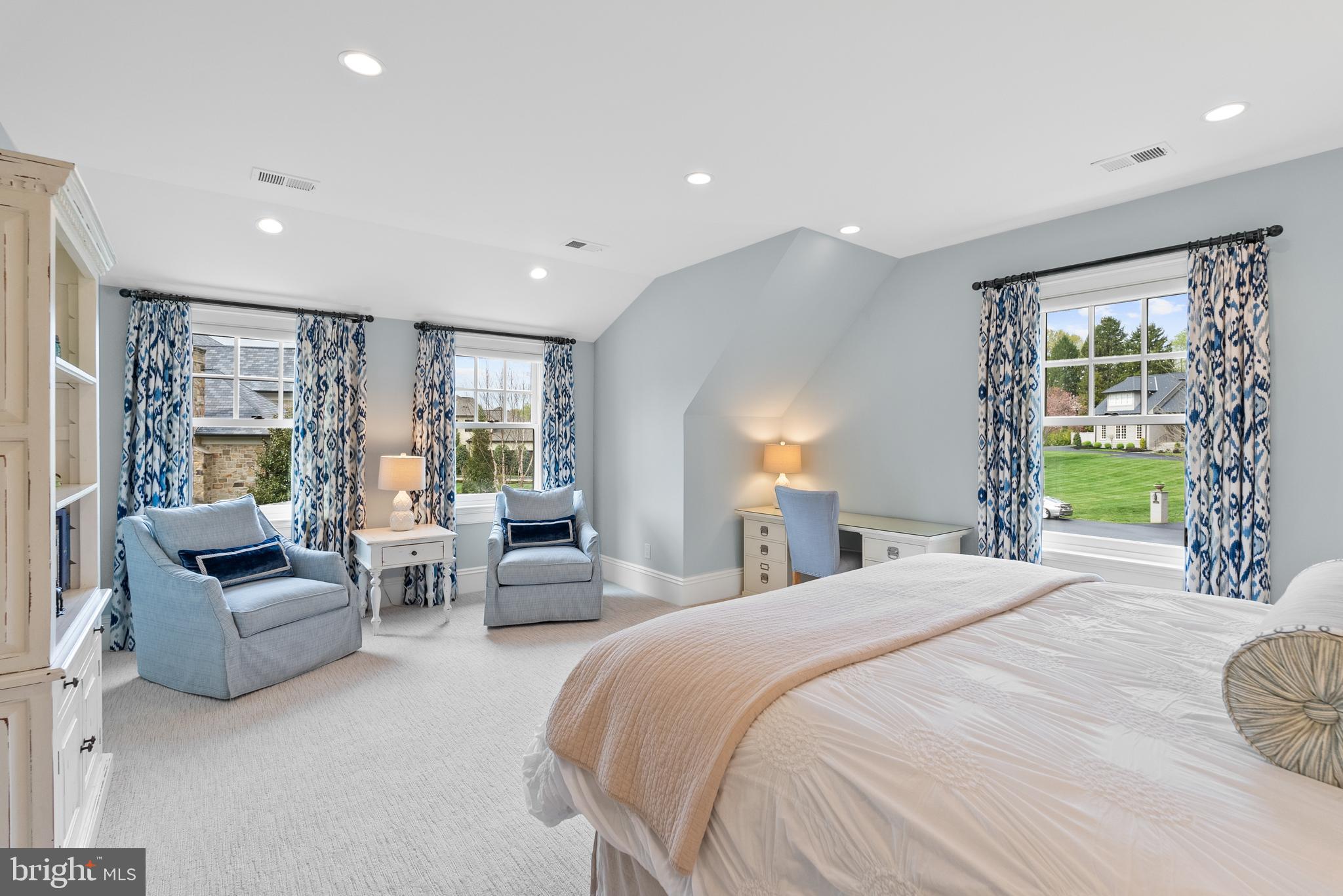 6529 Sothoron Road McLean, VA 22101 - Photo 57 of 103 Bedroom Suite 4 with corner windows