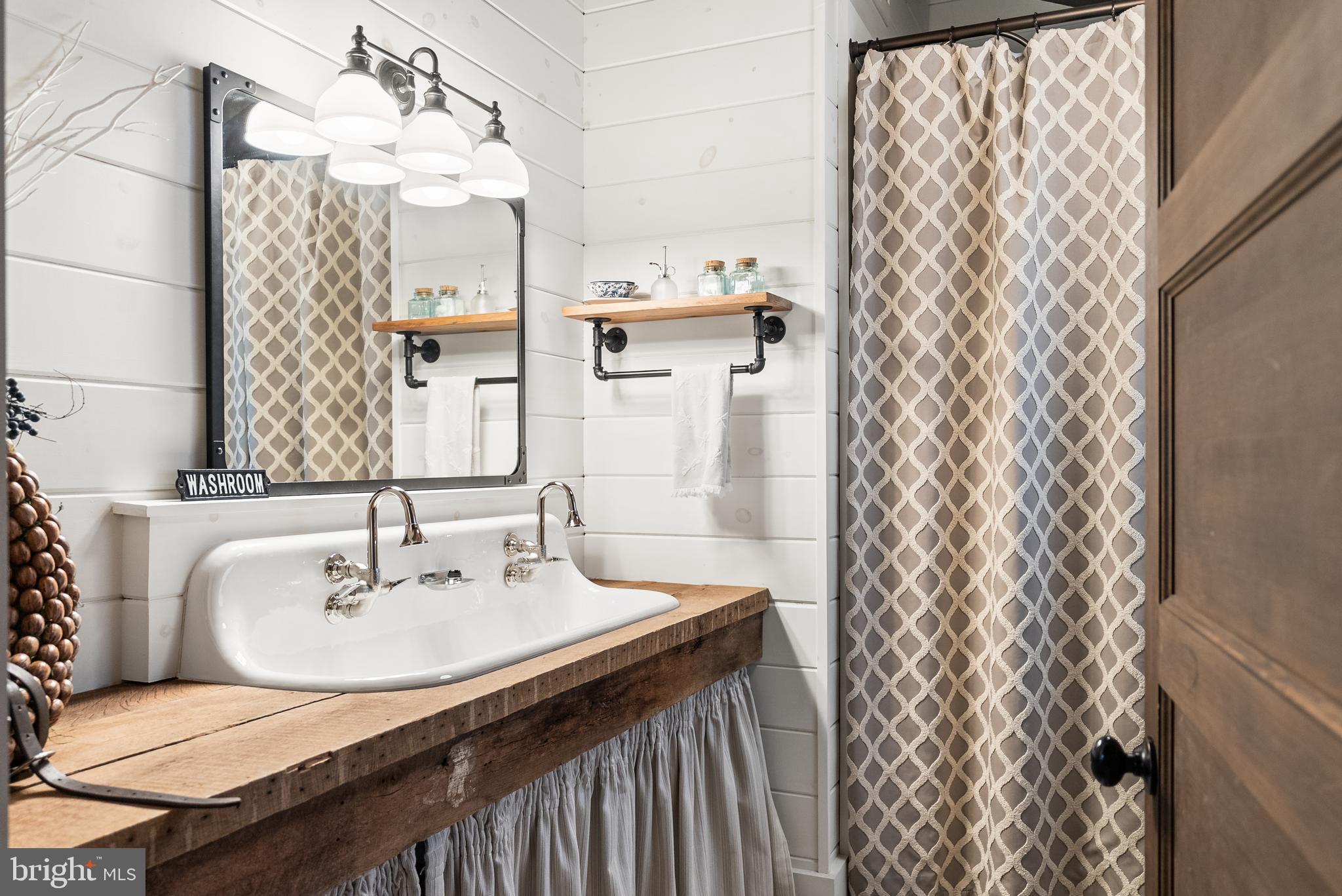 6529 Sothoron Road McLean, VA 22101 - Photo 75 of 103 A full bath doubles as a pool bath