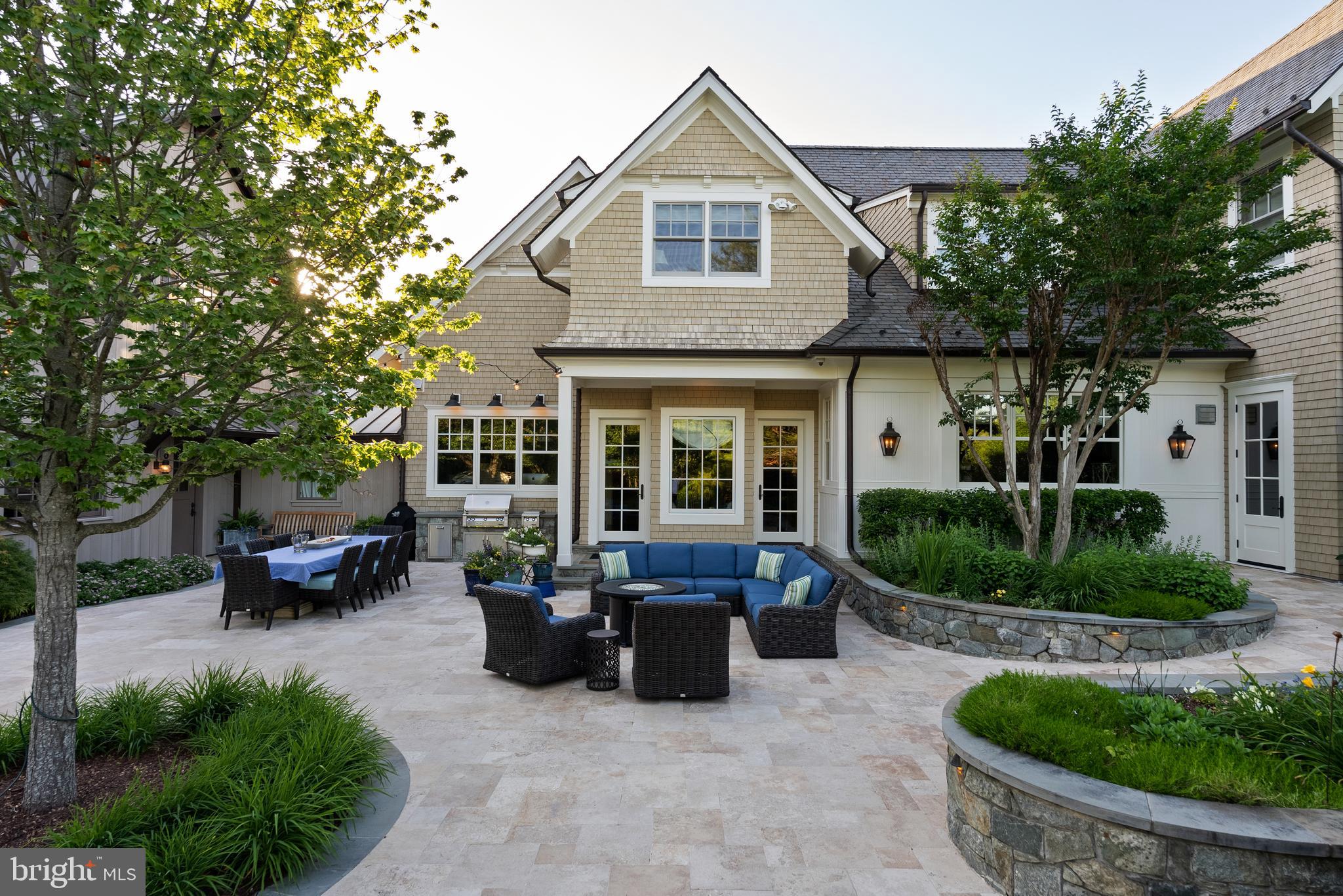 6529 Sothoron Road McLean, VA 22101 - Photo 83 of 103 Outdoor kitchen and seating areas