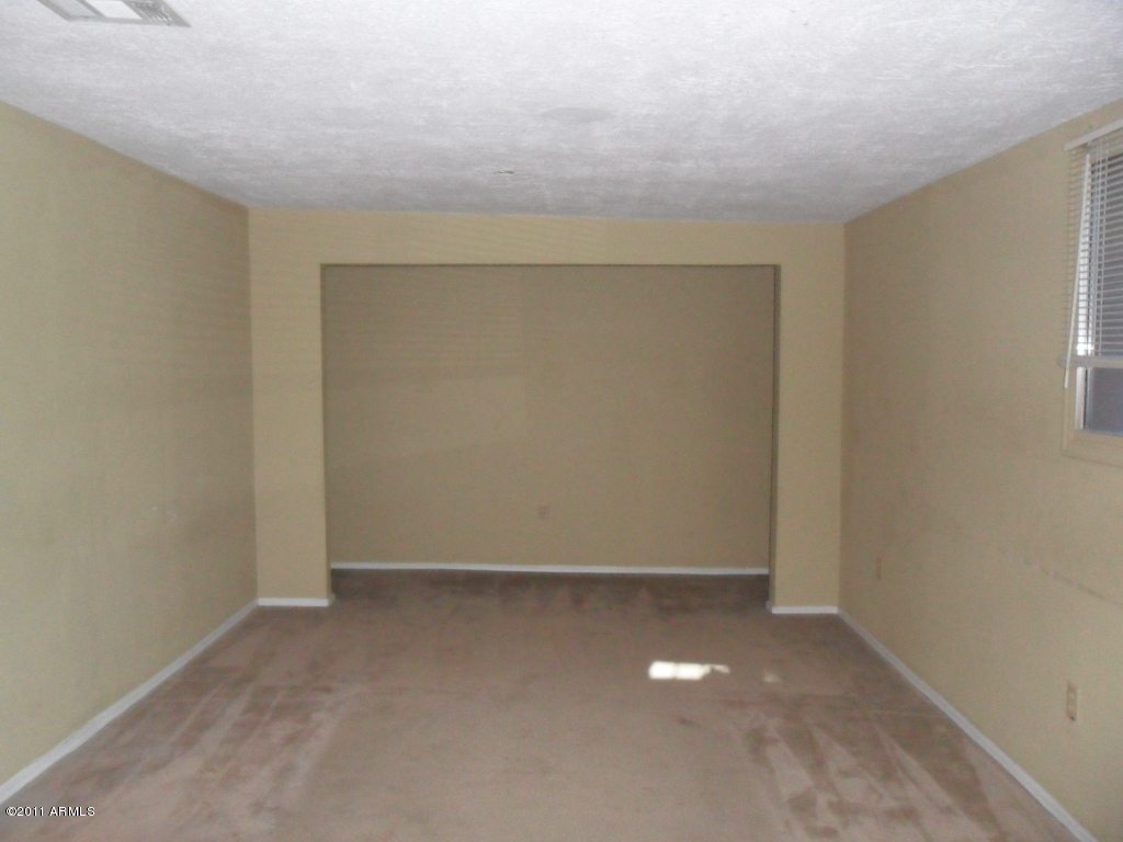 1133 East Ardmore Road Phoenix, AZ 85042 - Photo 13 of 34 SAM_2352