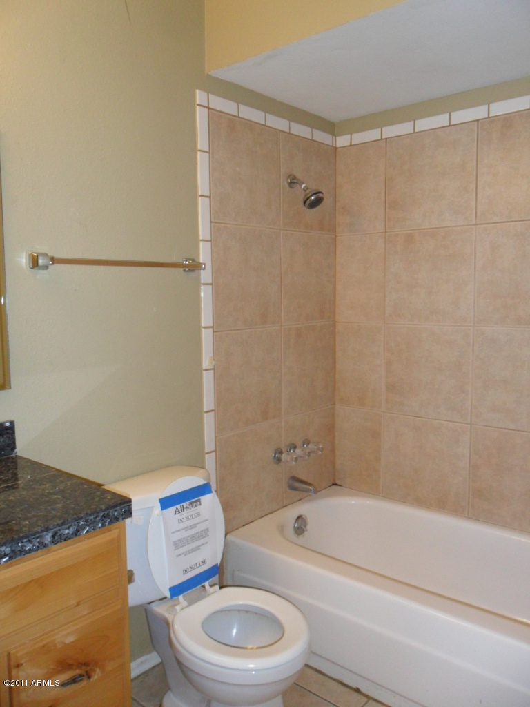1133 East Ardmore Road Phoenix, AZ 85042 - Photo 17 of 34 SAM_2356