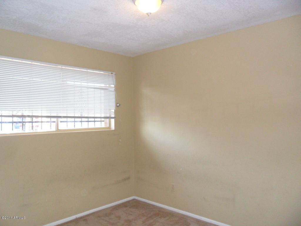 1133 East Ardmore Road Phoenix, AZ 85042 - Photo 18 of 34 SAM_2357