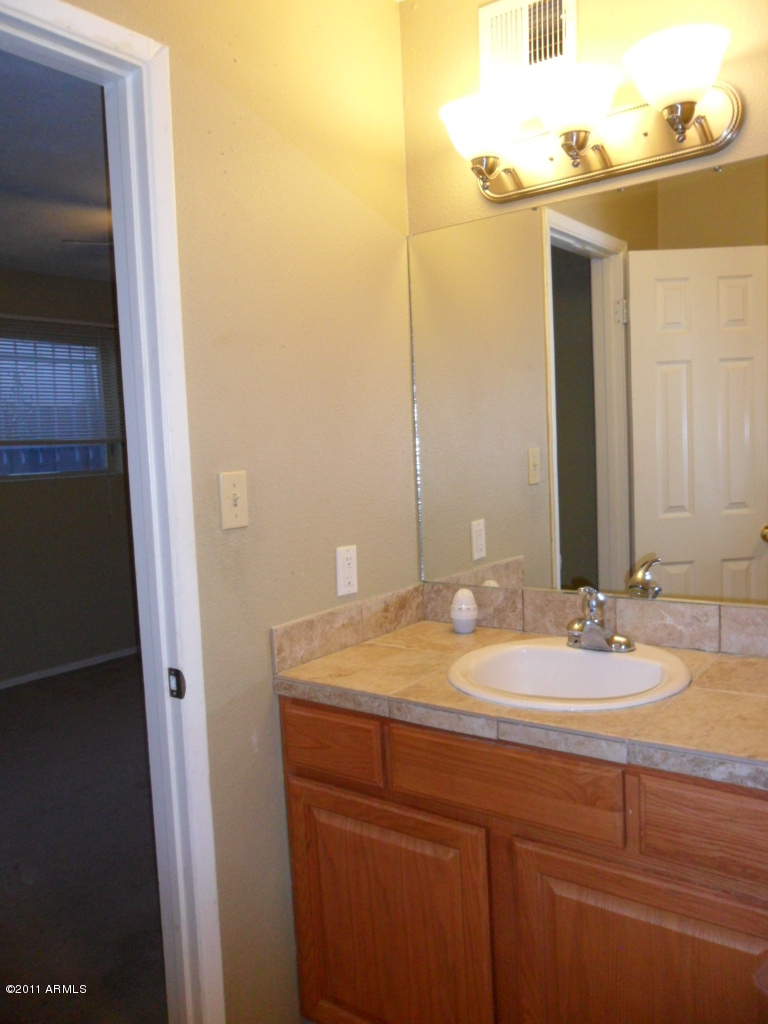 1133 East Ardmore Road Phoenix, AZ 85042 - Photo 24 of 34 SAM_2363