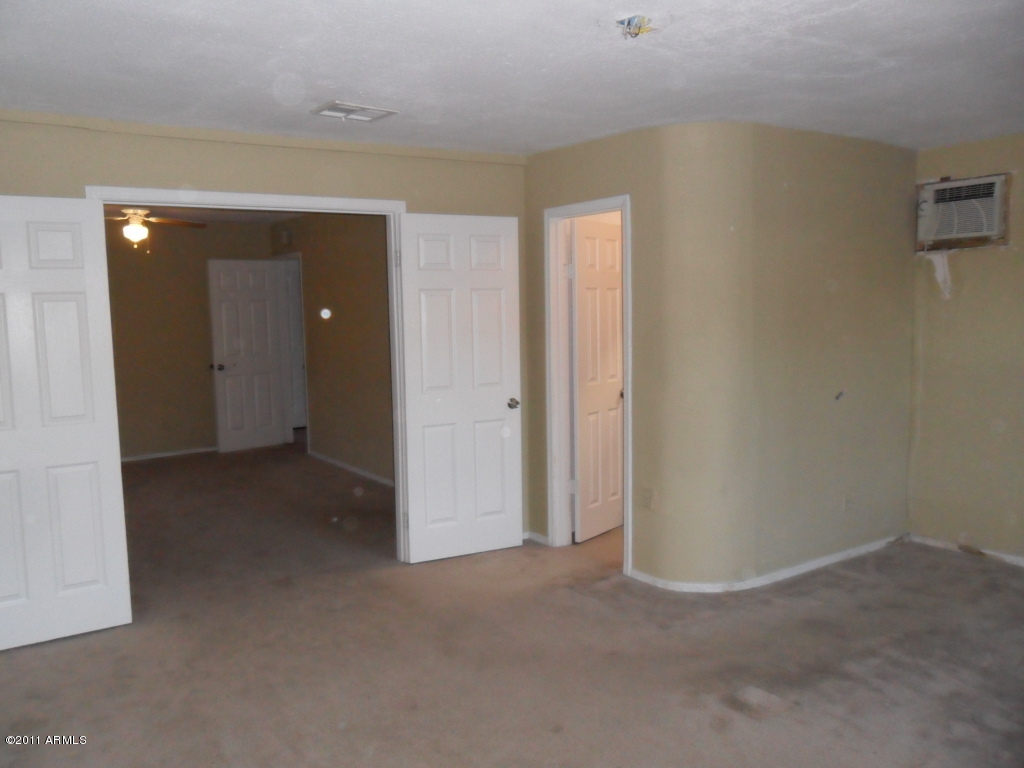 1133 East Ardmore Road Phoenix, AZ 85042 - Photo 26 of 34 SAM_2365