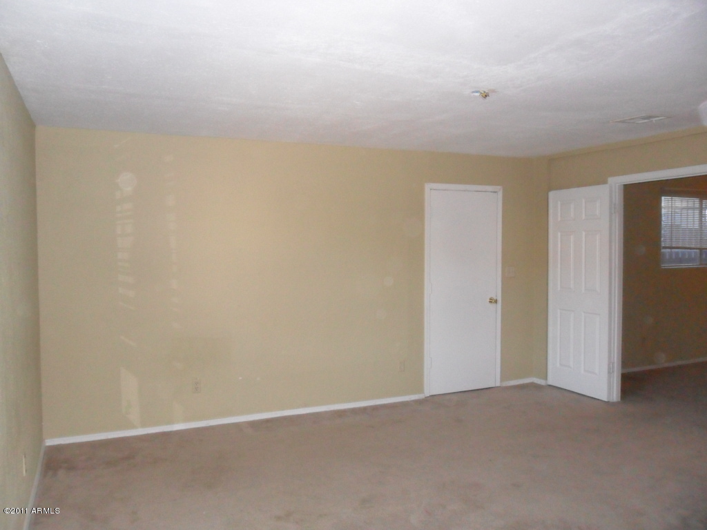 1133 East Ardmore Road Phoenix, AZ 85042 - Photo 27 of 34 SAM_2366