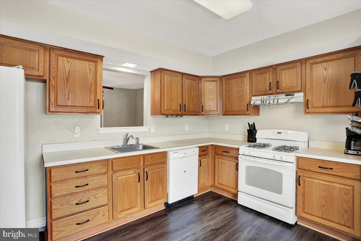 236 Nicole Way Reading, PA 19608 - Photo 9 of 46 Gallery Image 9