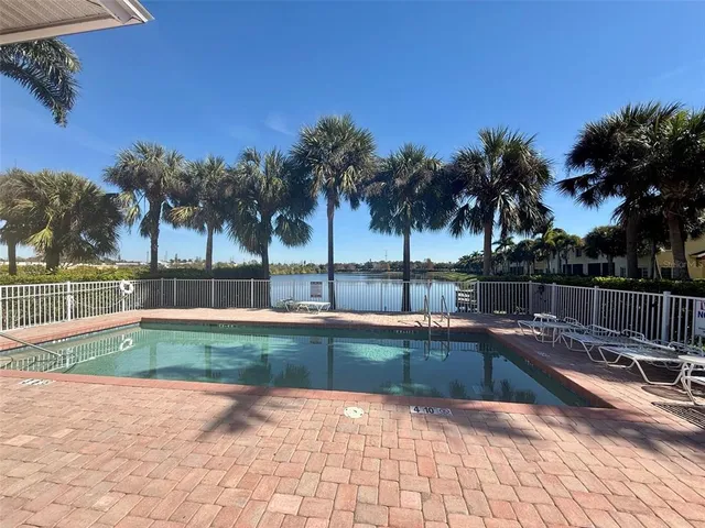 $235,000 | 3715 45th Terrace West, Unit 103, Bradenton, FL 34210