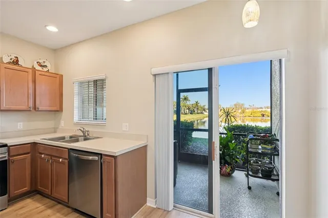 $235,000 | 3715 45th Terrace West, Unit 103, Bradenton, FL 34210