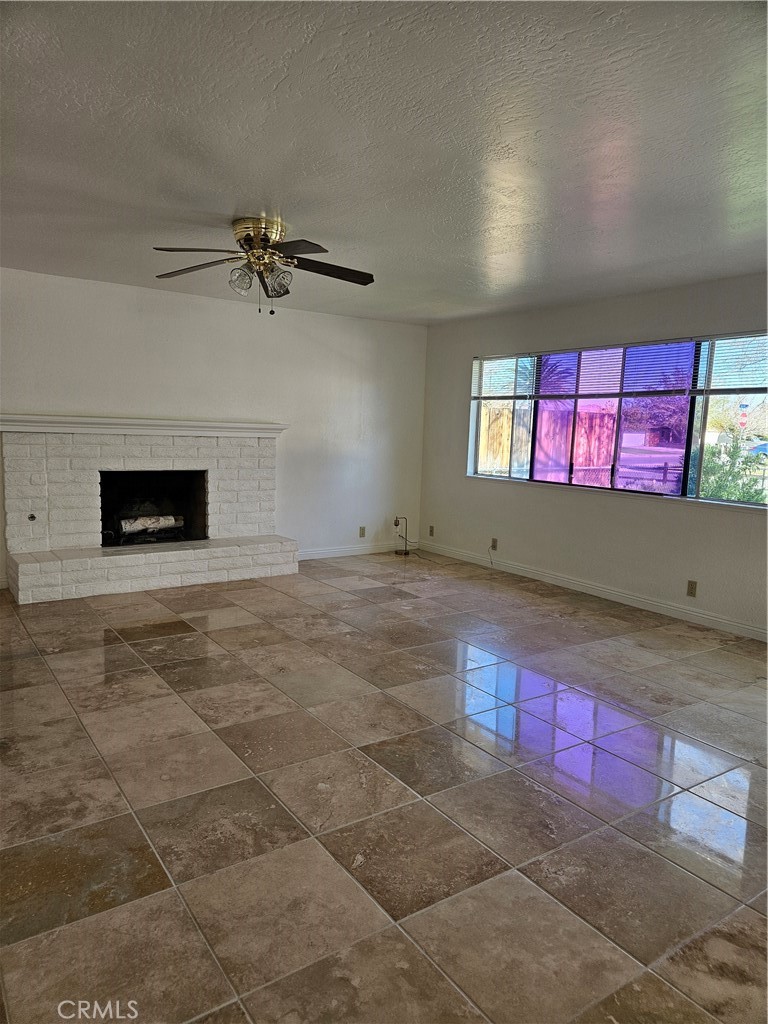 205 Rancho Street Ridgecrest, CA 93555 - Photo 5 of 17