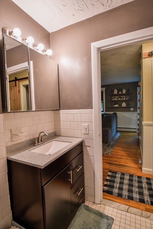 11 Brewster Road Worcester, MA 01602 - Photo 21 of 41 Gallery Image 21