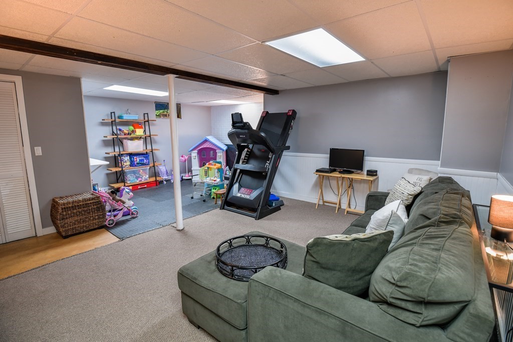 11 Brewster Road Worcester, MA 01602 - Photo 35 of 41 Gallery Image 35