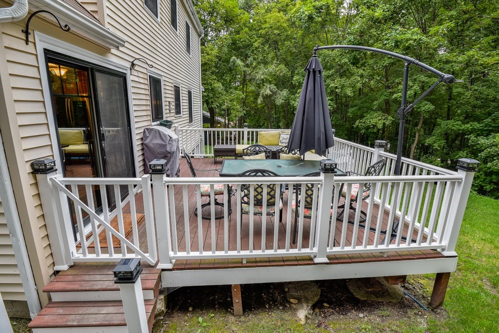 11 Brewster Road Worcester, MA 01602 - Photo 6 of 41 Gallery Image 6