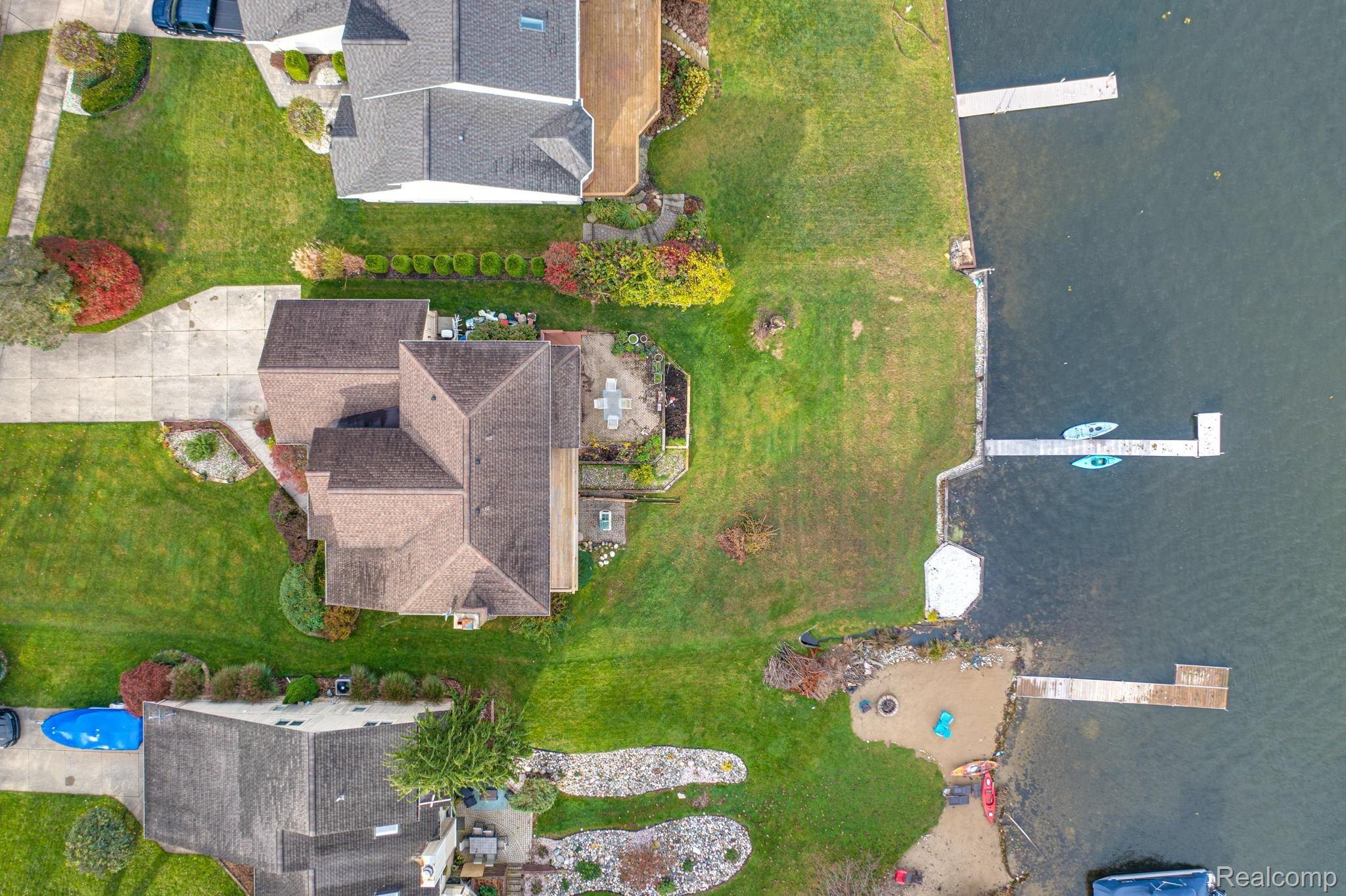 3508 Lexington Road Waterford, MI 48328 - Photo 35 of 38 10-web-or-mls-3508 Lexington Road-009.jpg