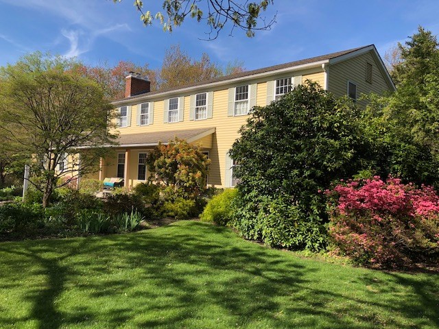 140 Howland Road East Greenwich, RI 02818 - Photo 1 of 49 Gallery Image 1