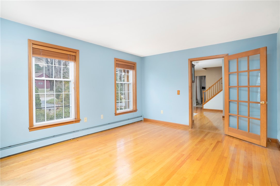 140 Howland Road East Greenwich, RI 02818 - Photo 17 of 49 Gallery Image 17