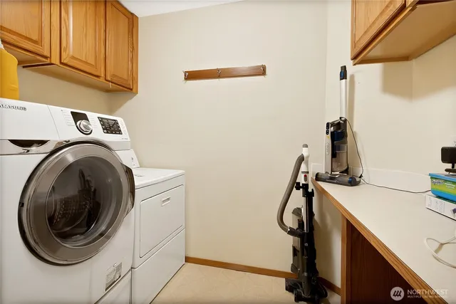 $675,000 | 502 366th St Court South, Roy, WA 98580