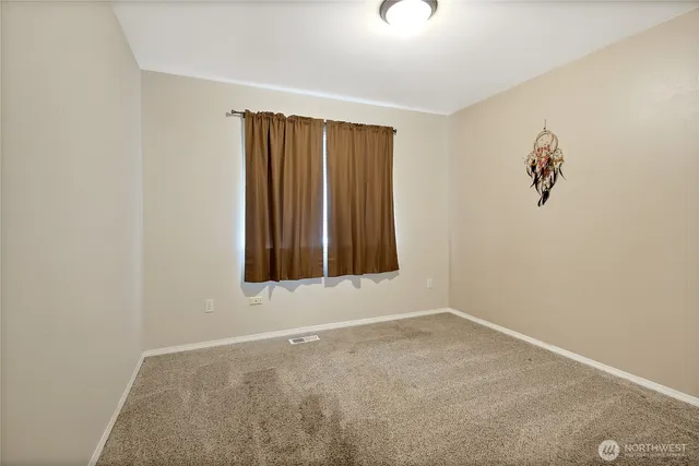 $675,000 | 502 366th St Court South, Roy, WA 98580