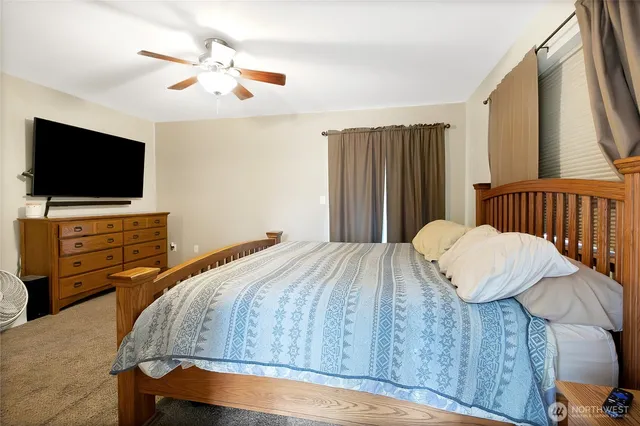 $675,000 | 502 366th St Court South, Roy, WA 98580