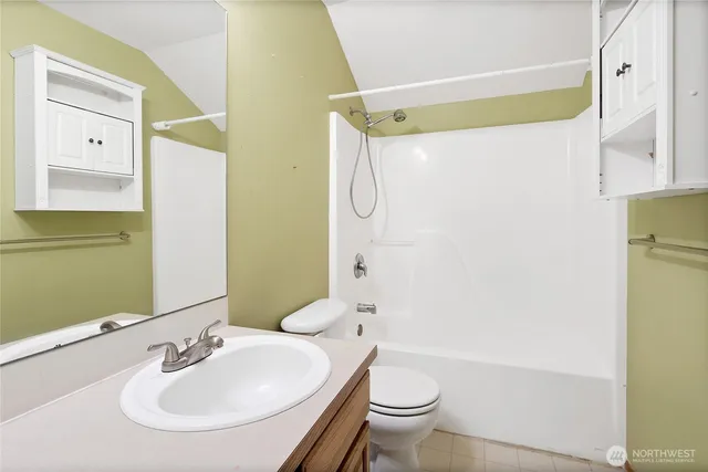 $675,000 | 502 366th St Court South, Roy, WA 98580