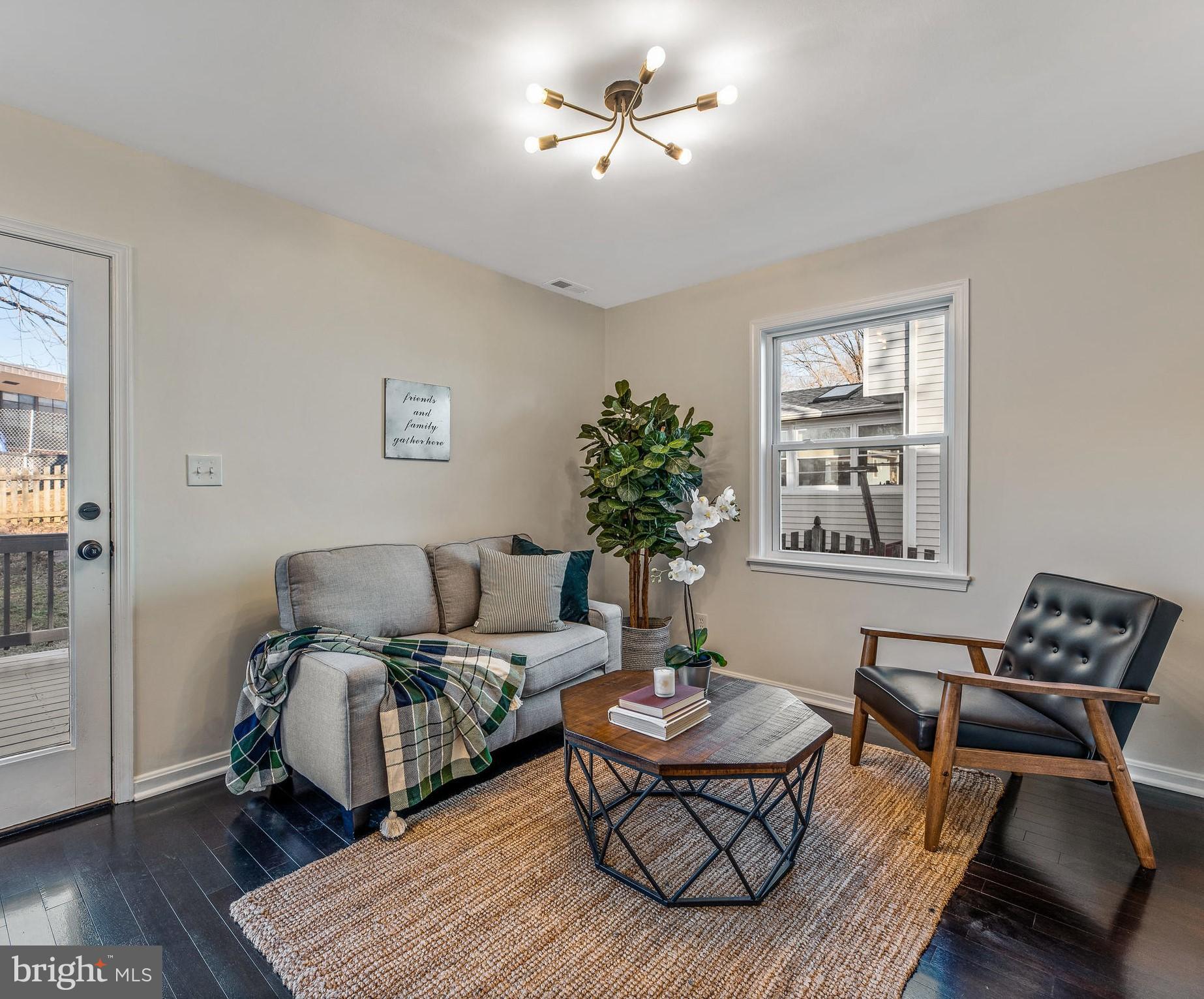114 Oakwood Road Edgewater, MD 21037 - Photo 12 of 43