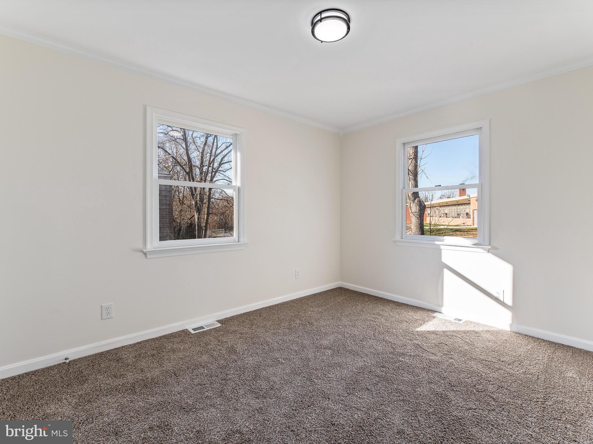 114 Oakwood Road Edgewater, MD 21037 - Photo 22 of 43