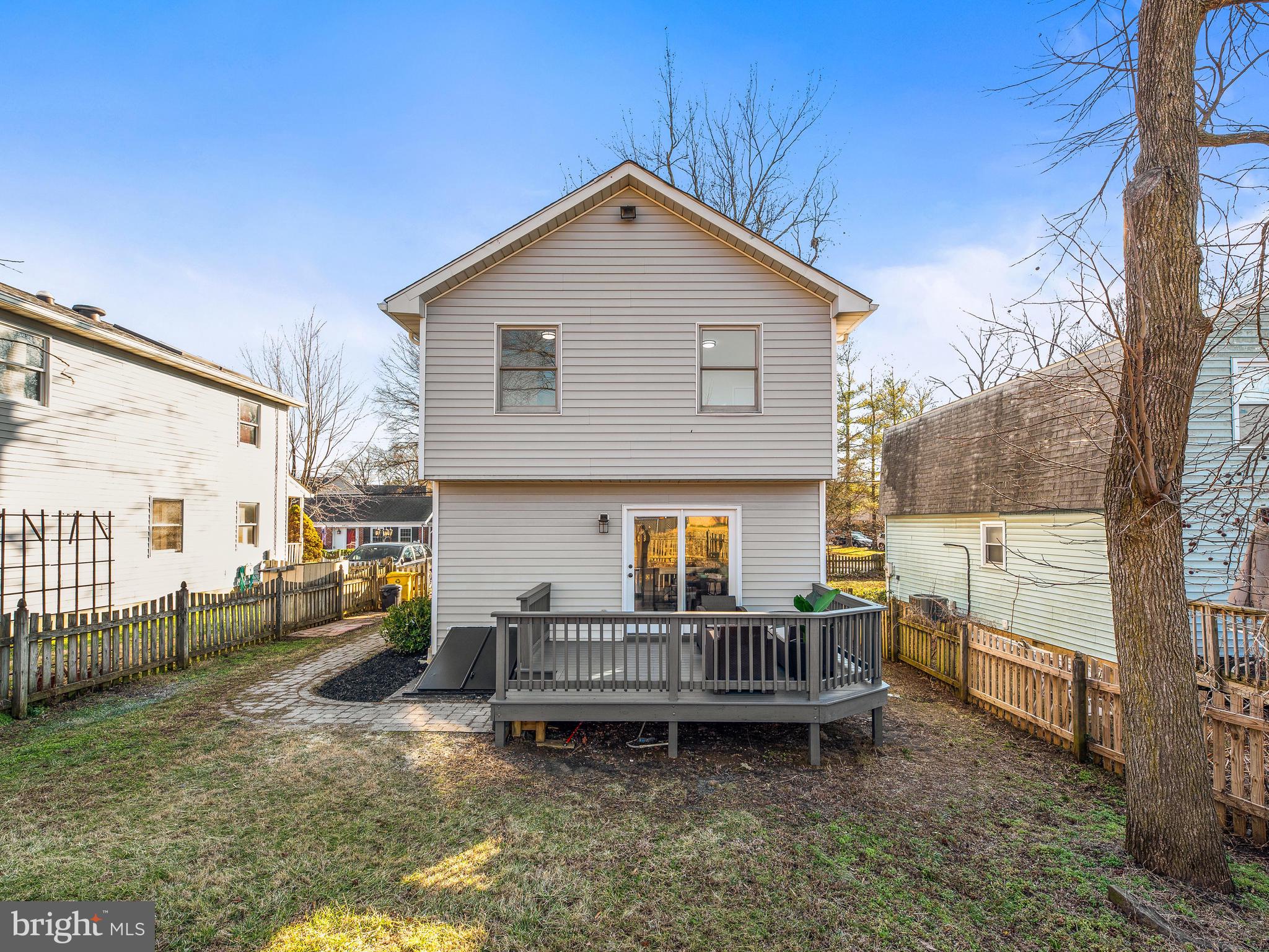 114 Oakwood Road Edgewater, MD 21037 - Photo 31 of 43