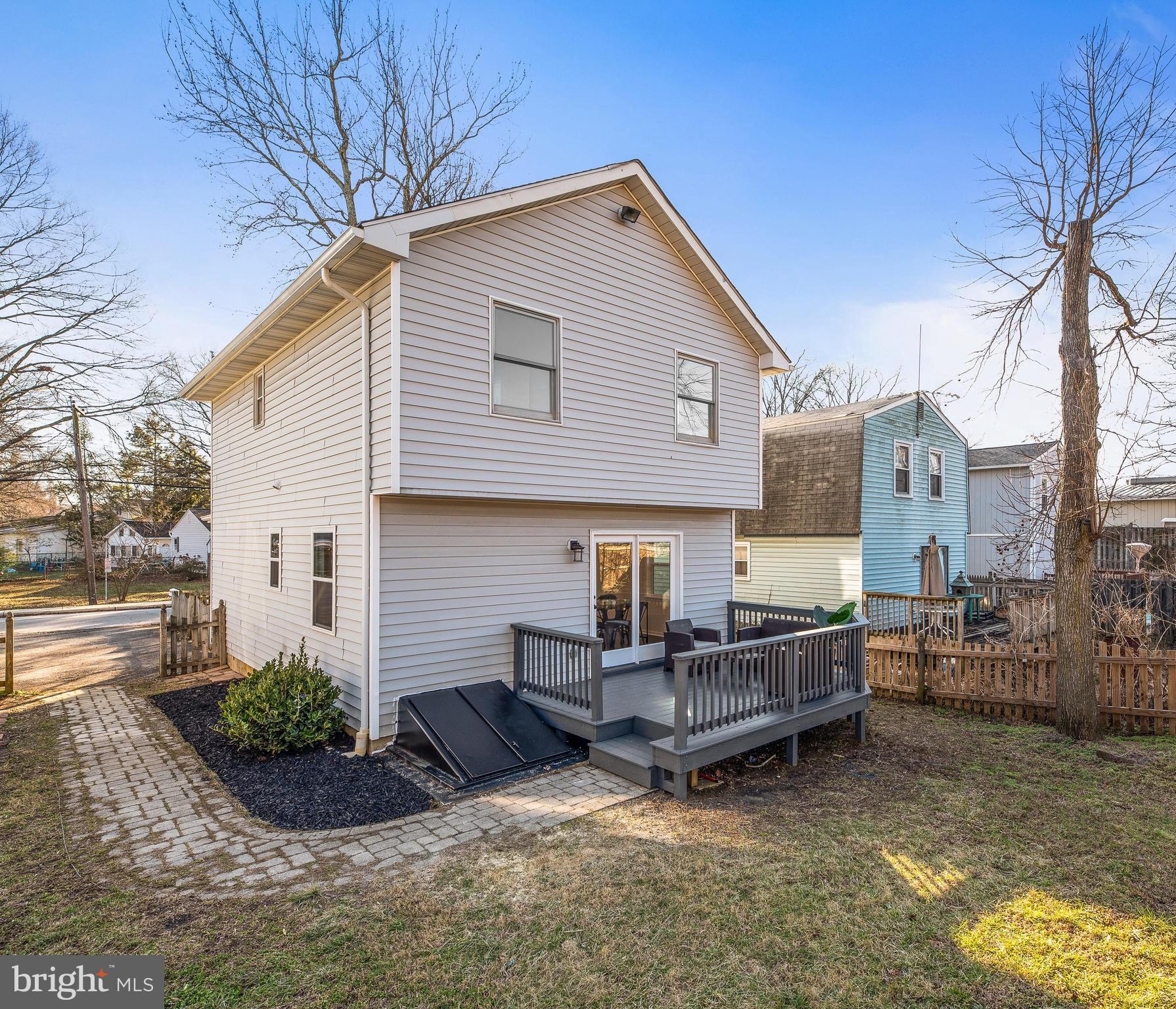 114 Oakwood Road Edgewater, MD 21037 - Photo 32 of 43