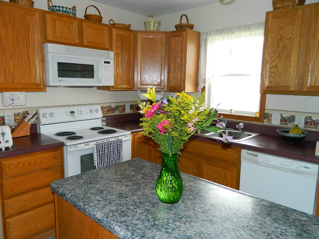 9386 Marion Road Warren, IN 46792 - Photo 3 of 34 Gallery Image 3