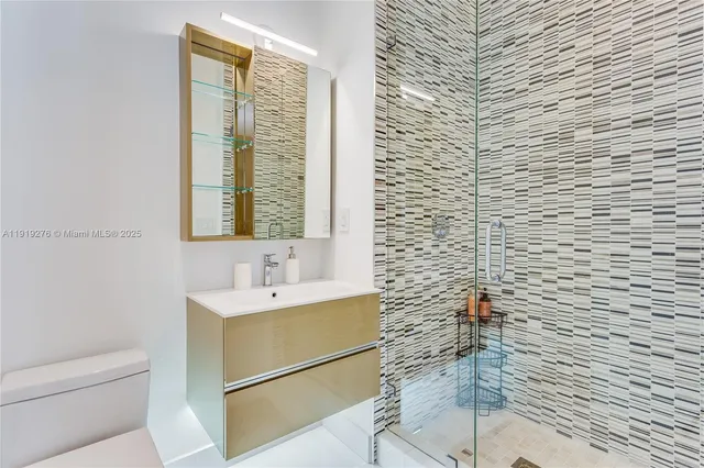 $30,000 | Northeast Coconut Grove, Miami, FL 33133