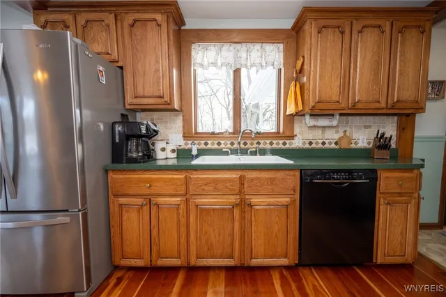 $320,000 | 3610 South Newstead Road, Alden, NY 14001