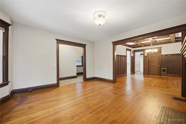 $1,750 | 830 Potomac Avenue, Buffalo, NY 14209