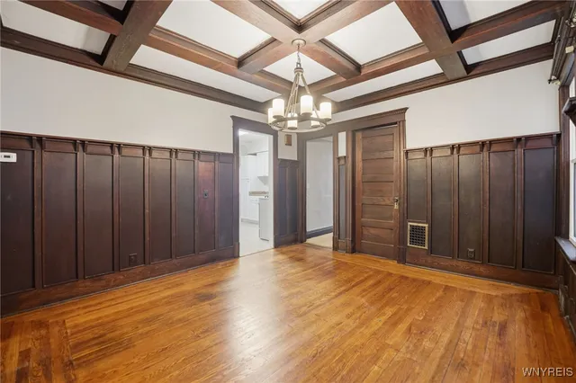 $1,750 | 830 Potomac Avenue, Buffalo, NY 14209