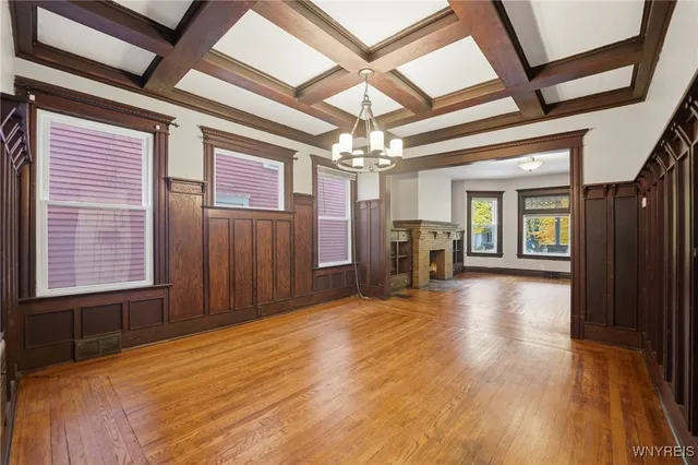 $1,750 | 830 Potomac Avenue, Buffalo, NY 14209