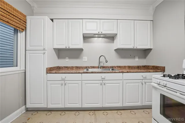 $1,750 | 830 Potomac Avenue, Buffalo, NY 14209